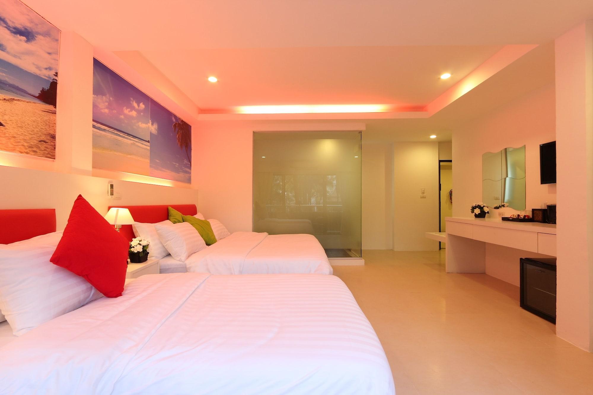 Armoni Patong Beach Hotel Dış mekan fotoğraf