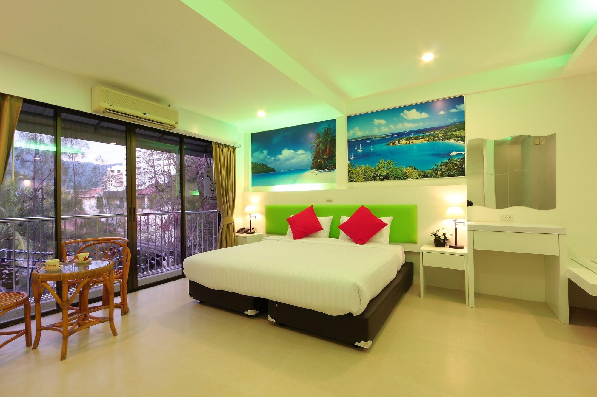 Armoni Patong Beach Hotel Dış mekan fotoğraf