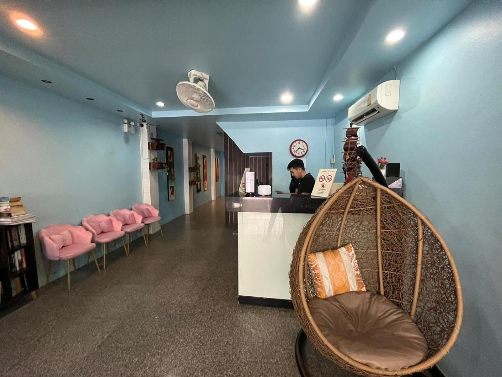 Armoni Patong Beach Hotel Dış mekan fotoğraf